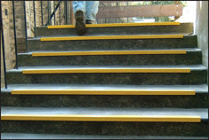 Anti-slip stairnosing 55x55x1000mm yellow