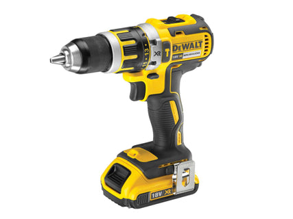 DCD795D2 Brushless Hammer Drill Driver 18V 2 x 2.0Ah Li-ion